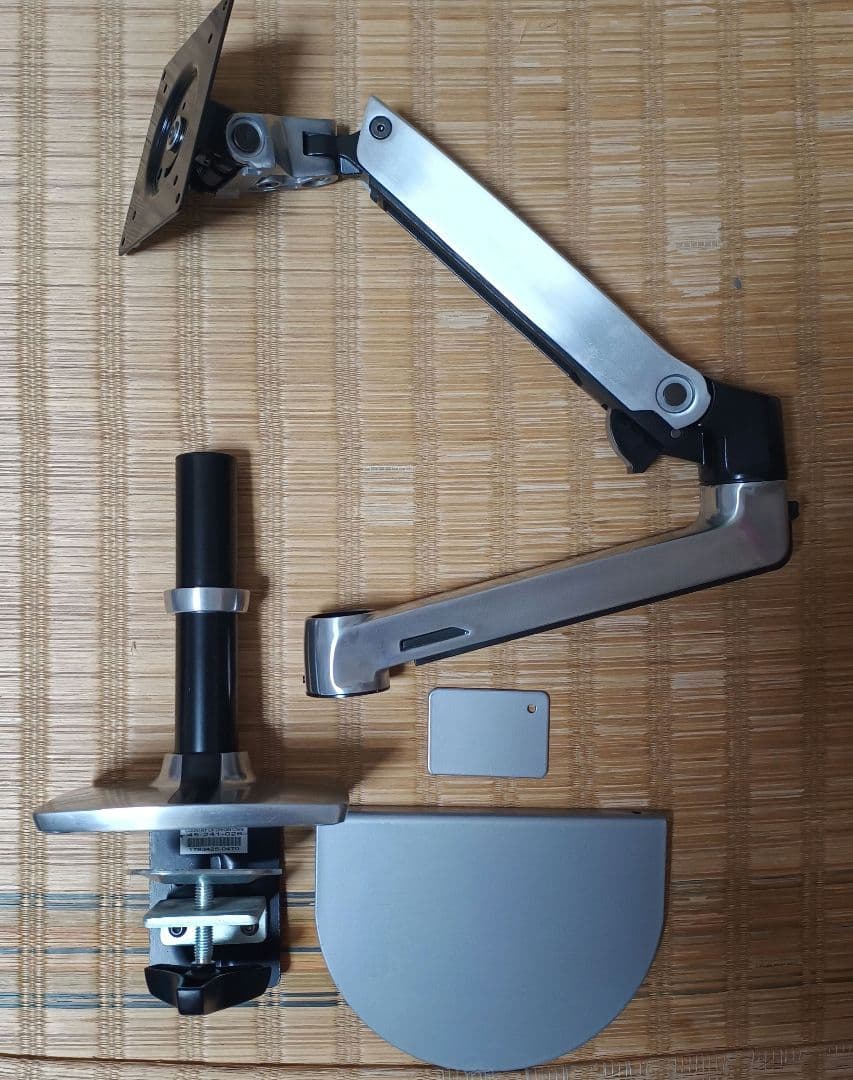 Ergotron モニターアーム