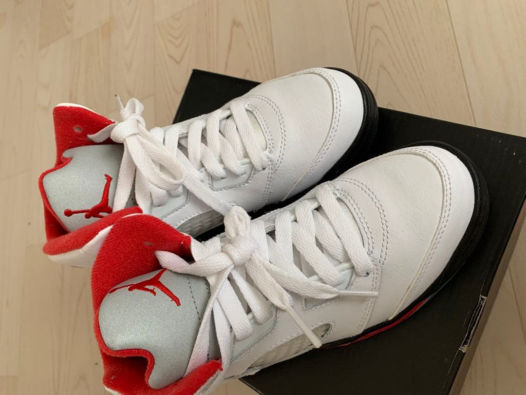 新品　AIR JORDAN5 20.5㎝