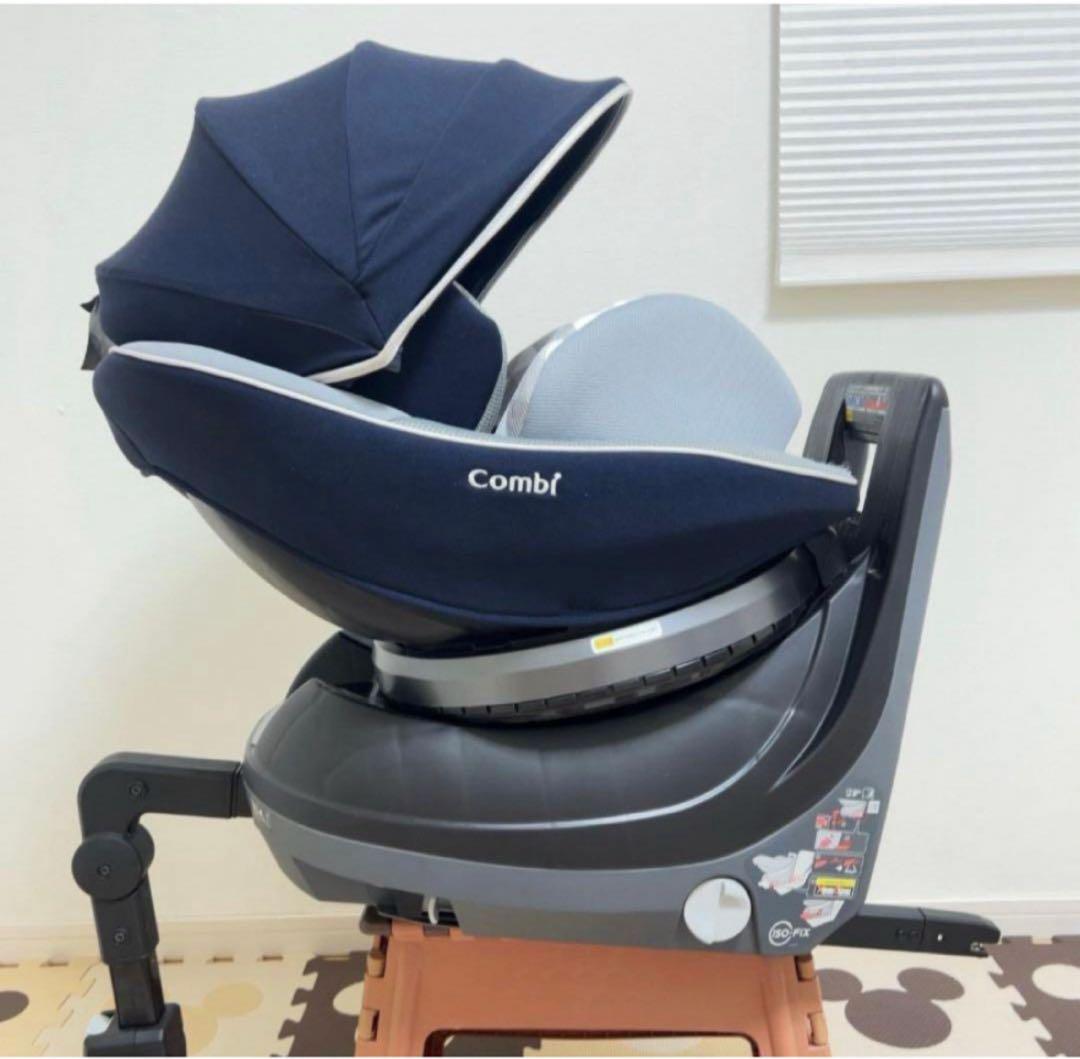 ✨ほぼ新品✨コンビ チャイルドシート クルムーヴスマートisofix ネイビー