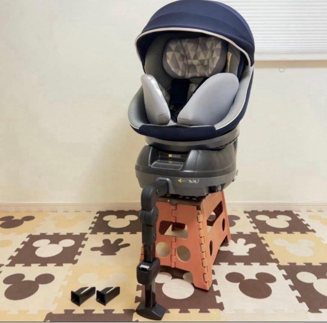 ✨ほぼ新品✨コンビ チャイルドシート クルムーヴスマートisofix ネイビー
