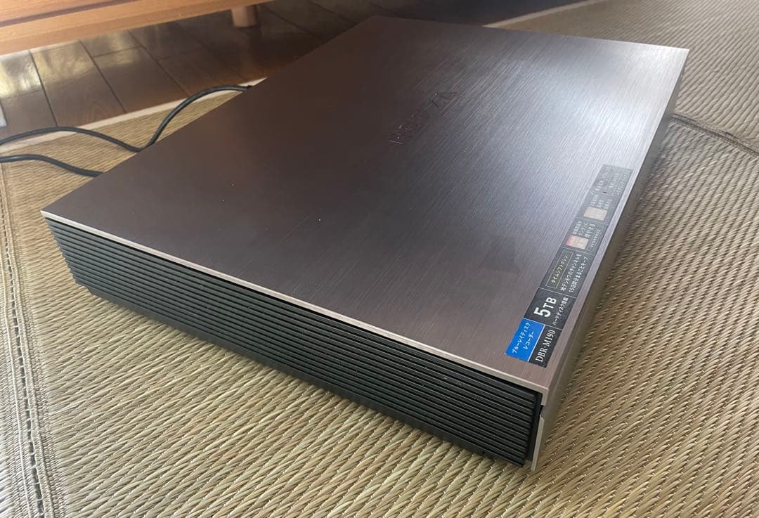 【動作品】5TB HDD搭載REGZA タイムシフトマシーンDBR-M190