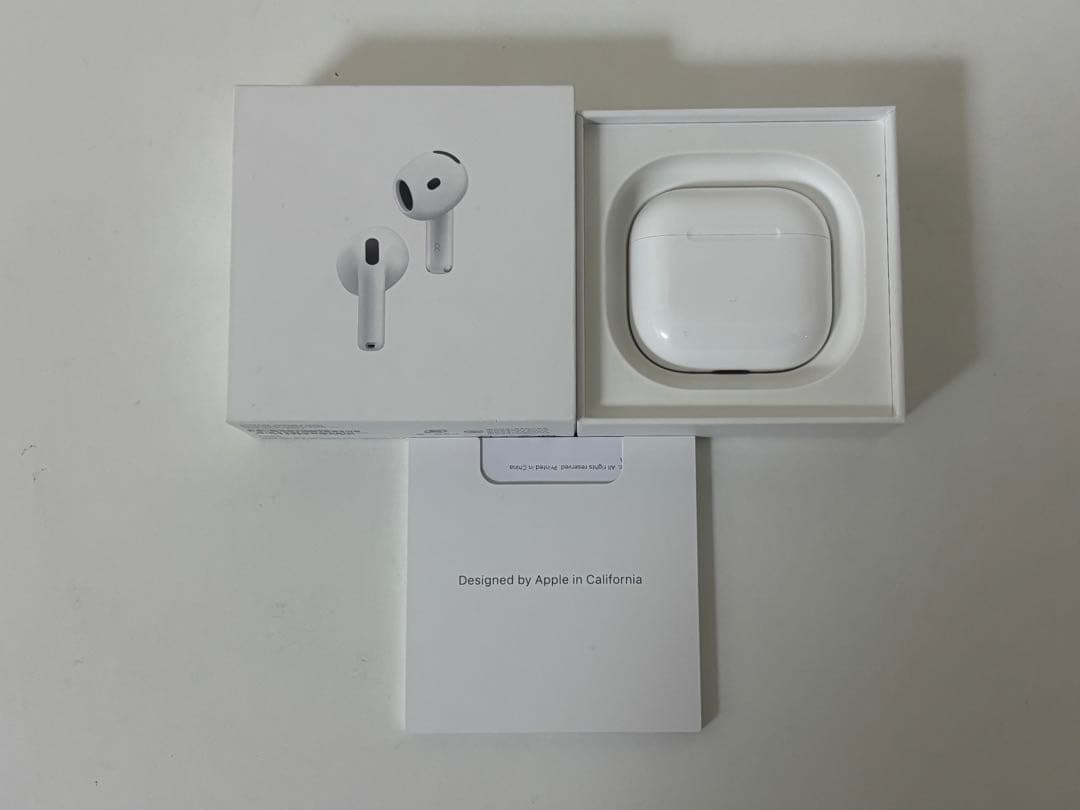 美品♪ AirPods4【アップルケア付き】
