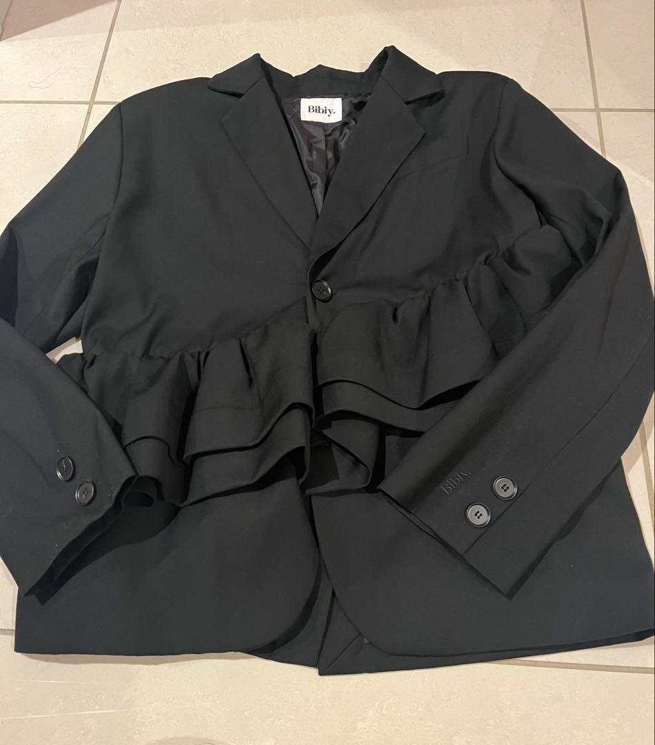正規品 bibiy. AGATHA PEPURAMU JACKET