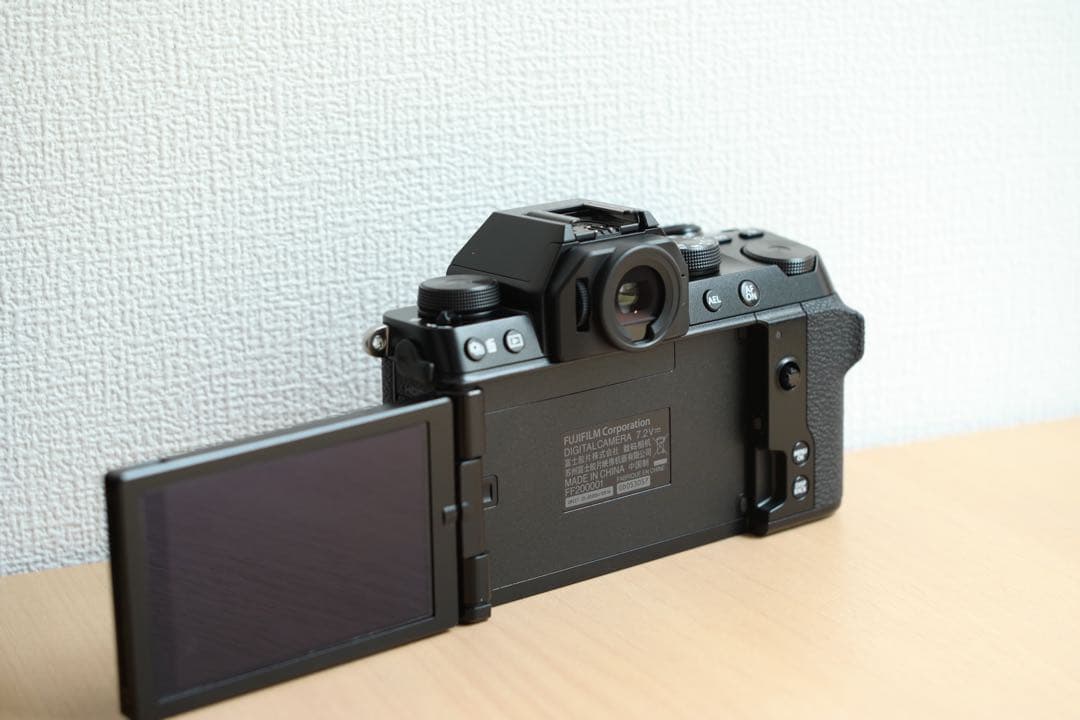 T*y様 【シャッター回数4665】FUJIFILM X-S10 ダブルズームレ