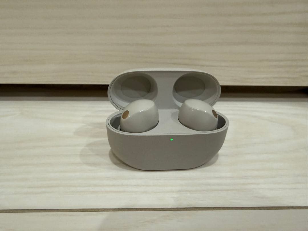 WF-1000XM5 プラチナムシルバー 美品