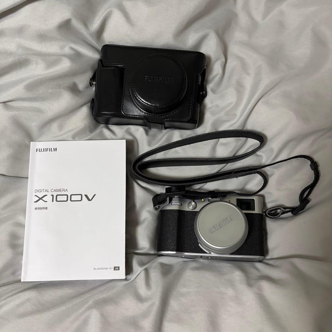 デジタルカメラ FUJIFILM x100v