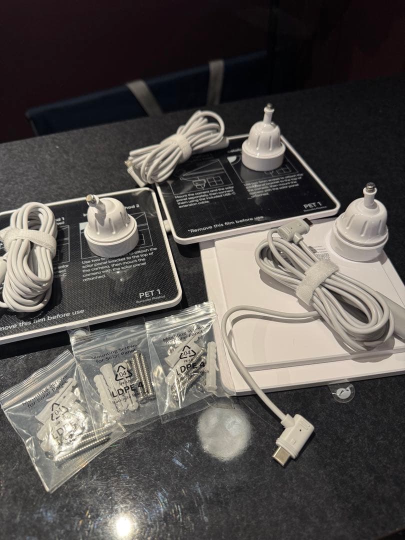 新品アンカーEufySolar Panel3W屋外防犯カメラ給電用ソーラーパネル