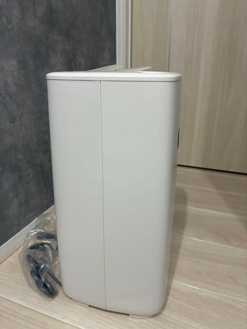 SHARP シャープ 加湿器 加熱気化式 HV-P75-W