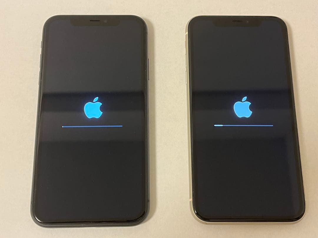 【2台箱付き】iPhone11 128GB 黒＆白 初期化済み