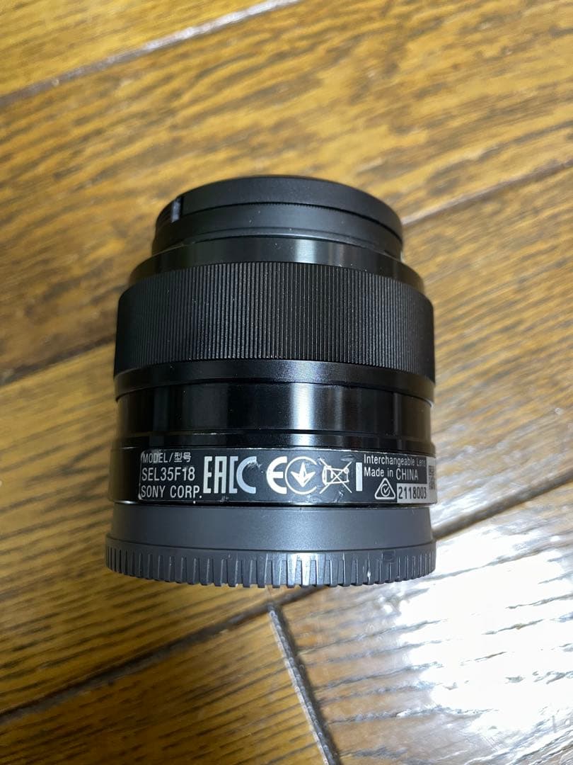 SONY E35mm F1.8 OSS レンズ　SEL35F18