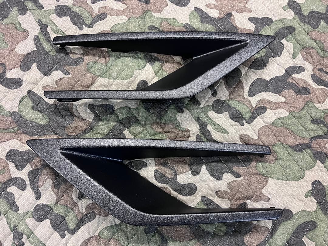 ともみ　デリカD5 フォグベゼル