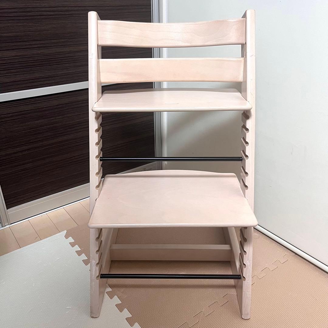 【新型ベビーセット付き】シリアル4　ストッケ トリップトラップホワイトウォッシュ