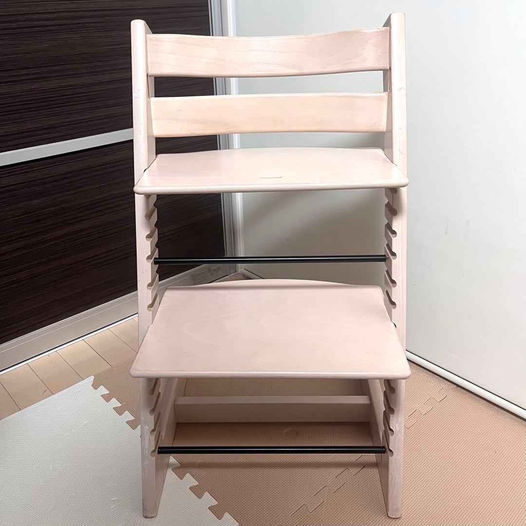 【新型ベビーセット付き】シリアル4　ストッケ トリップトラップホワイトウォッシュ