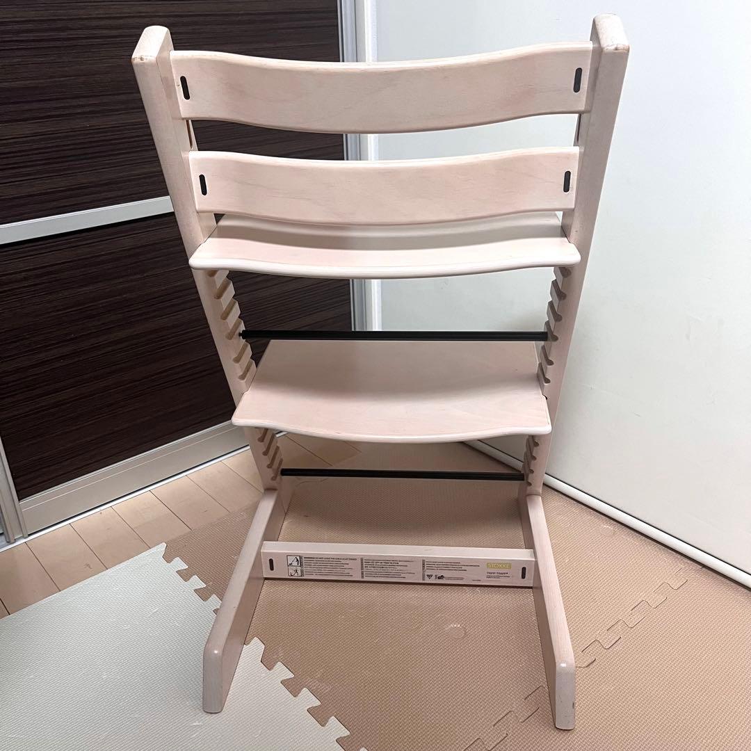 【新型ベビーセット付き】シリアル4　ストッケ トリップトラップホワイトウォッシュ