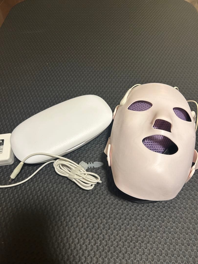 モイスティーヌ　Moisteane 美顔器 マスク美顔器