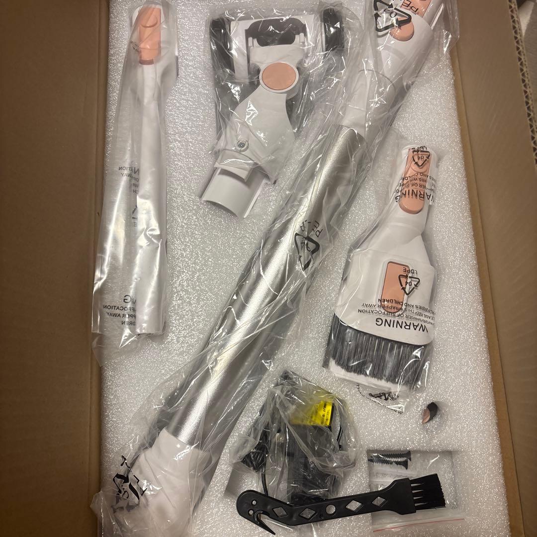 掃除機 コードレス　75 Kpa 真の超強力吸引　置くだけ充電スタンド