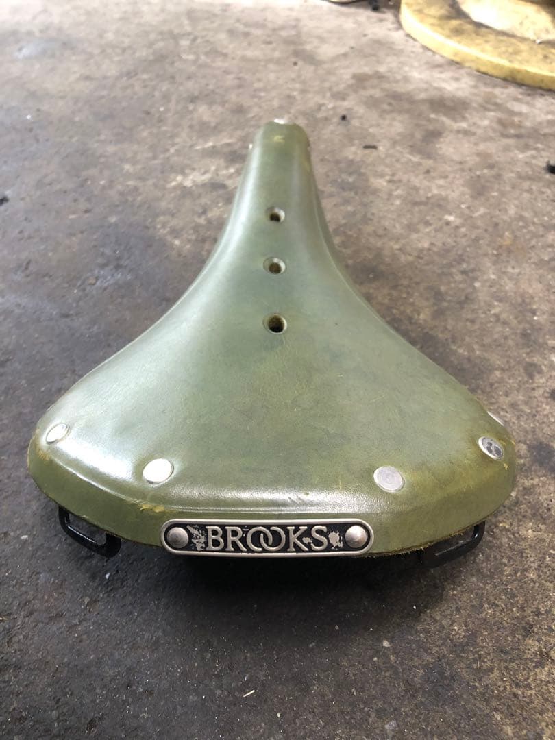 BROOKS B17 グリーンサドル