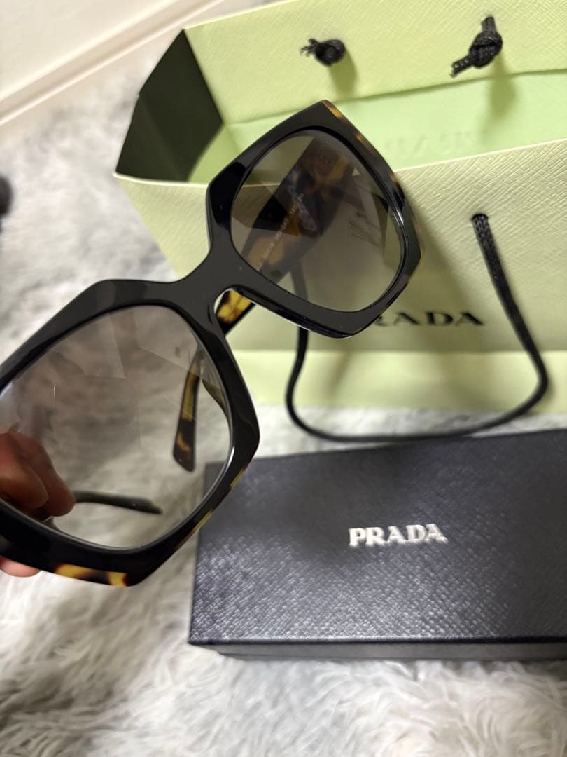 PRADA MILANO サングラス ブラック/トータス