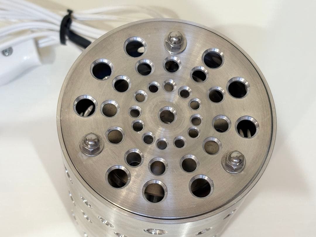 ハーモニーズ　クォンタム次元ジェネレーター 限定色シルバー版