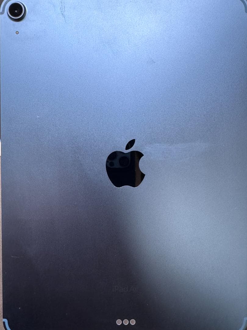 iPad Air (第5世代)　Wi-Fi + Cellularモデル