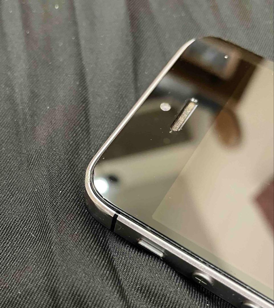 iPhoneSE(第1世代)64GBスペースグレイ　SIMフリー　本体＋箱