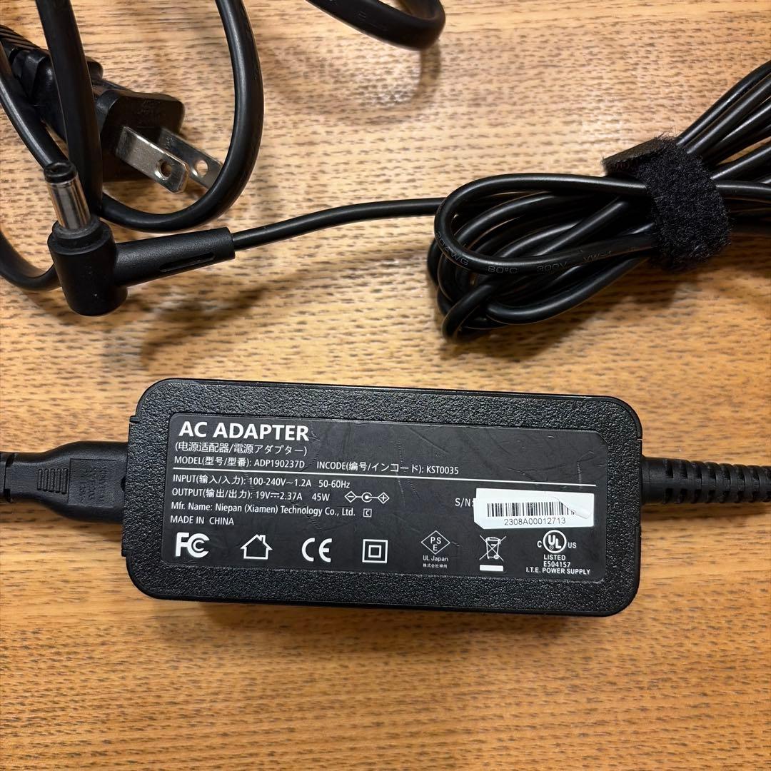 【ジャンク】dynabook G83/M｜AC接続で動作OK｜画面良好｜部品取に