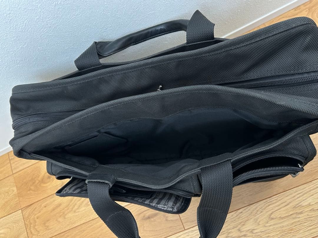 TUMI トゥミ ビジネスバッグ 26051D4 大容量