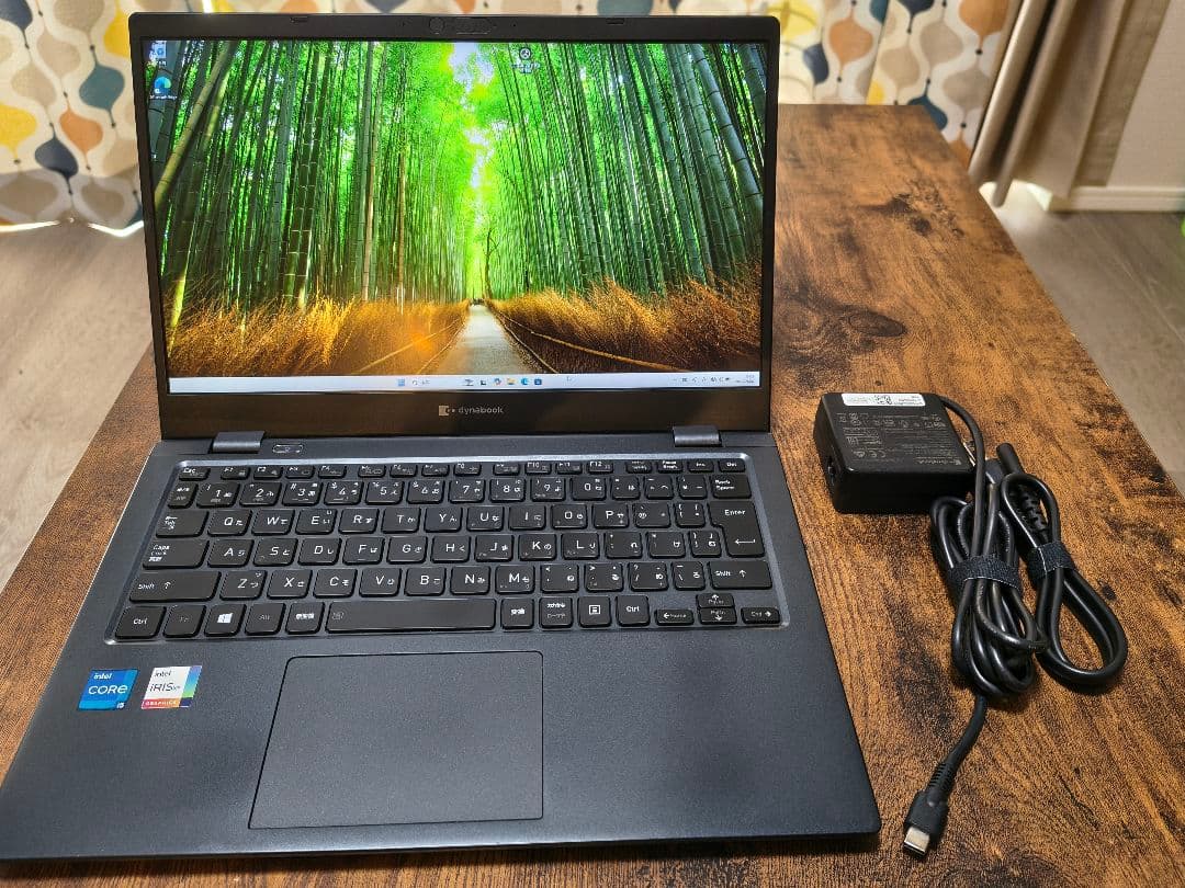 dynabook G83/HS Intel Core i5 ノートPC ①