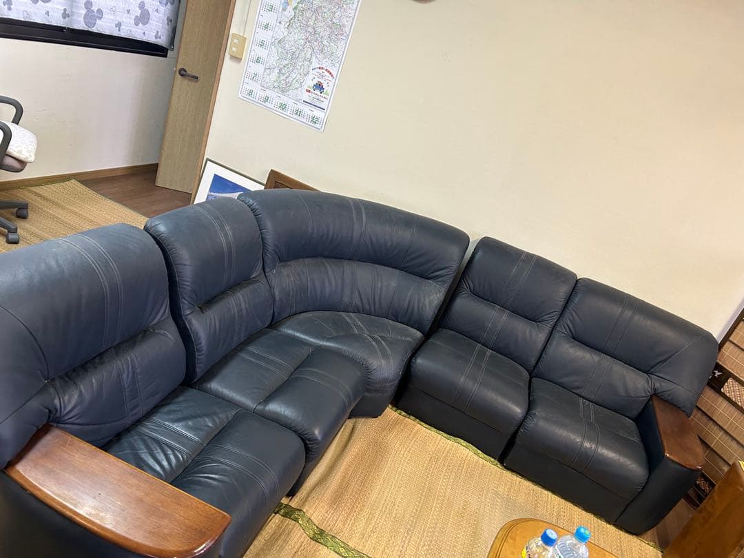 く*う様 ダークブルー レザー コーナーソファ