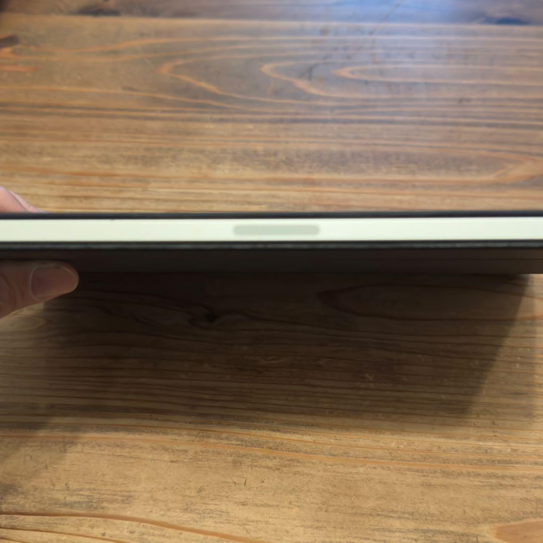 iPad Pro M2 12.9インチ Pencil、Smart Folio付き