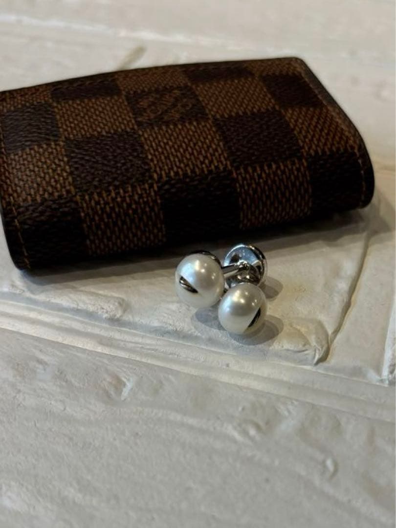【お値下げ】Louis Vuitton パール カフス ダミエケース付