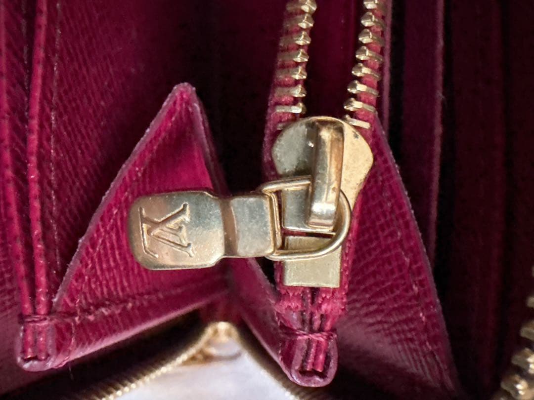 LOUIS VUITTON モノグラム　ジッピーウォレット　長財布 ラウンド