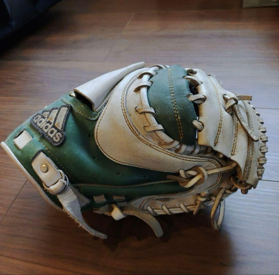 adidas 軟式グローブ 緑/白
