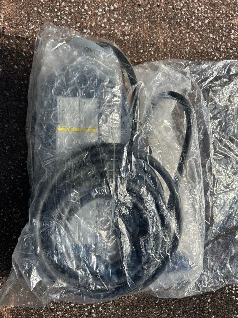 三菱アウトランダーPHEV純正200V充電ケーブル未使用未開封