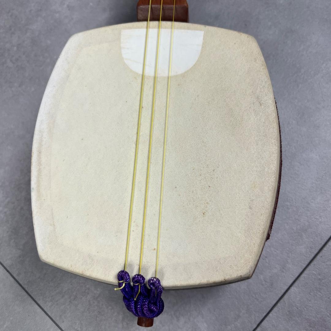 状態良好　中棹地唄三味線　花梨　和紙胴　木撥　和楽器　セミハードケース