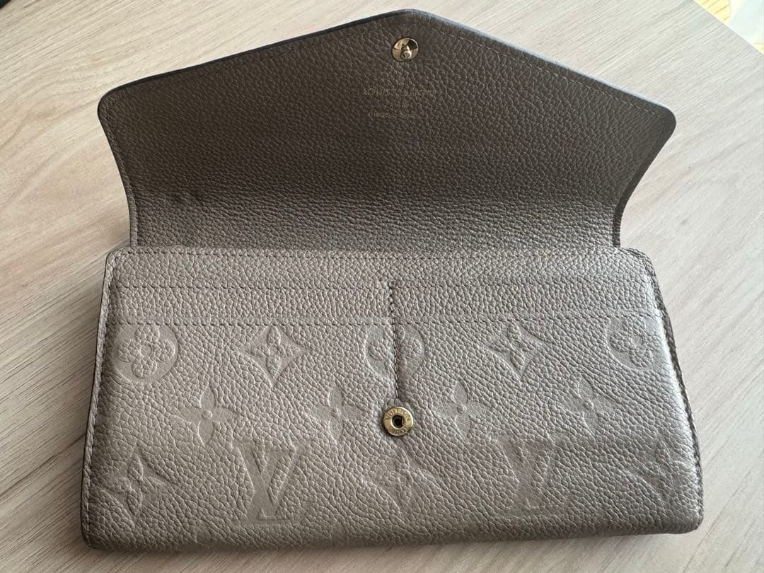 LOUIS VUITTON レザー 長財布　グレージュ