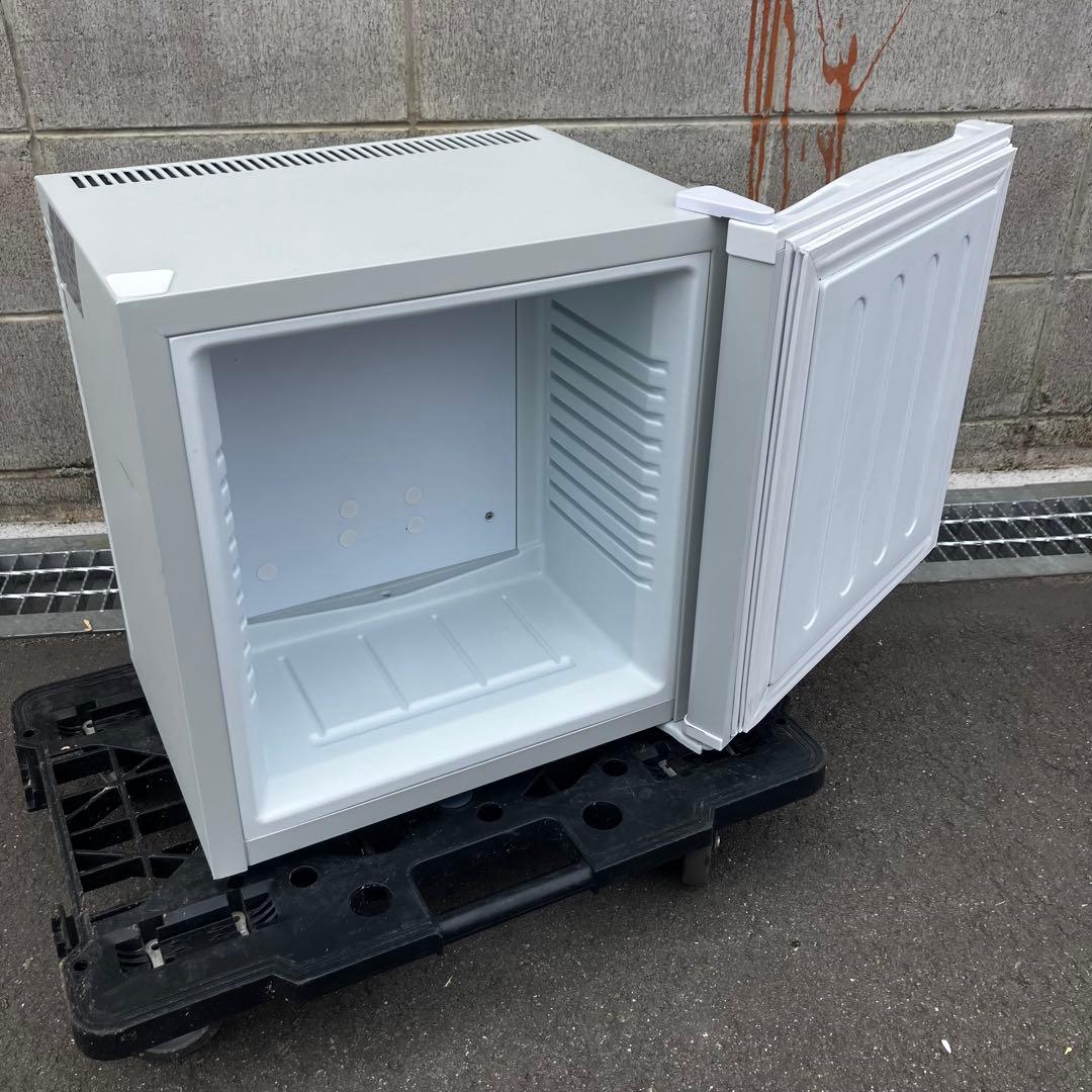 サンルック 1ドア冷蔵庫 ペルチェ式 SR-R2002