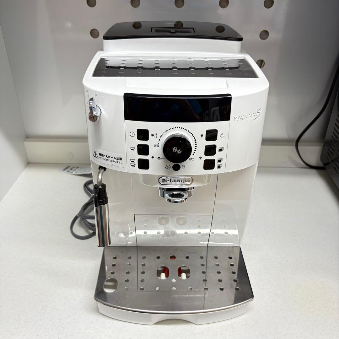 【Y】デロンギ マグニフィカS ECAM22112W