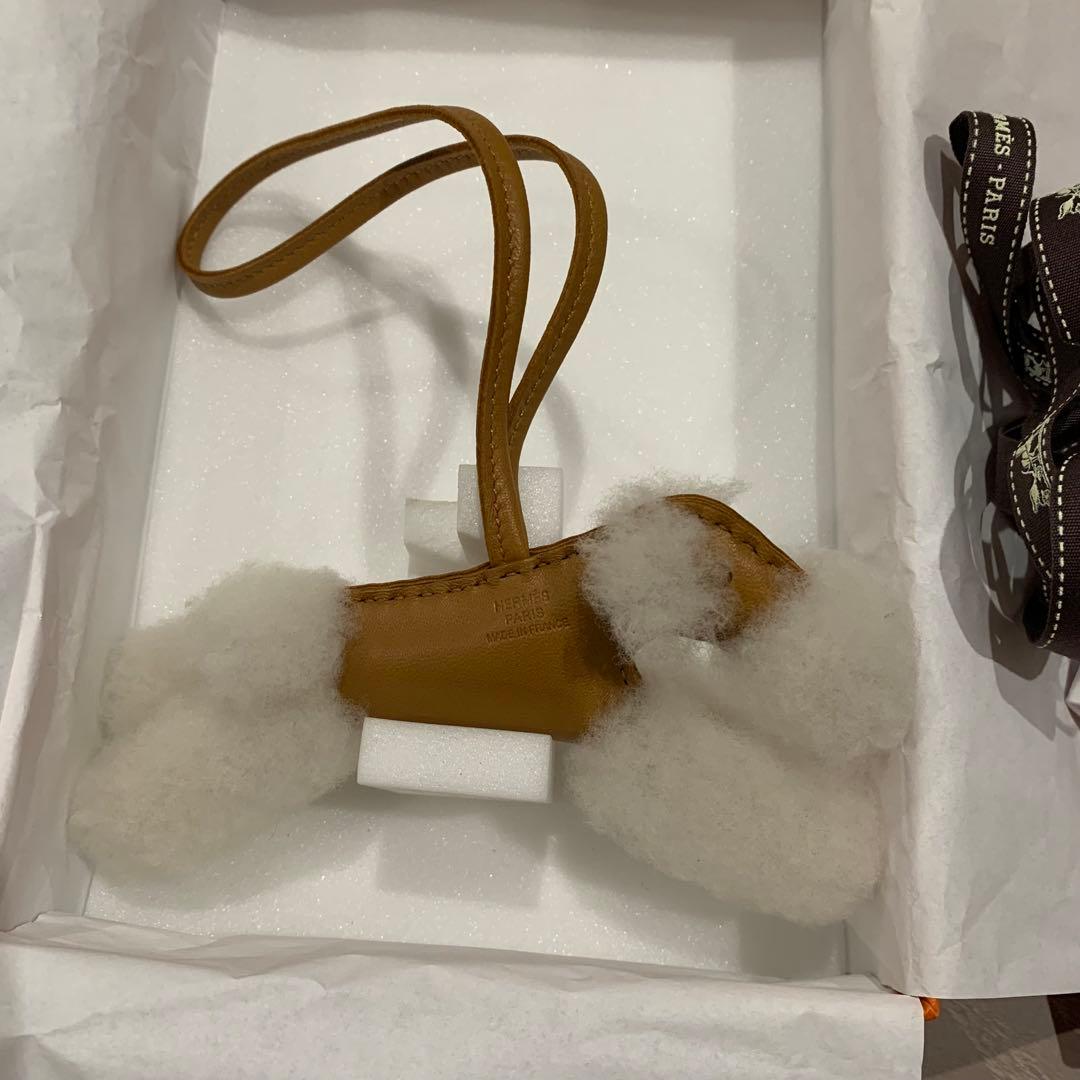 新品未使用エルメス バディチャーム 犬 白 ゴールド