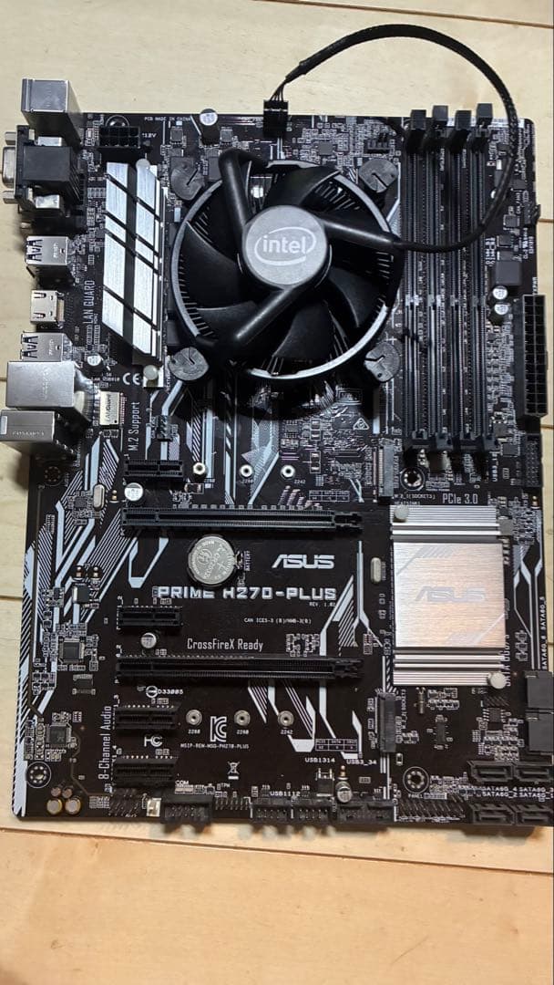 グラフィックボード・グラボ・ビデオカード H270-plus i3 6100+DDR4 8GB GTX1070 8GB