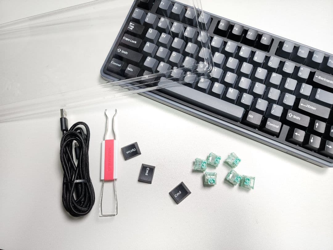 VARMILO MINILO 75HE　おまけ : Jade gaming 6個