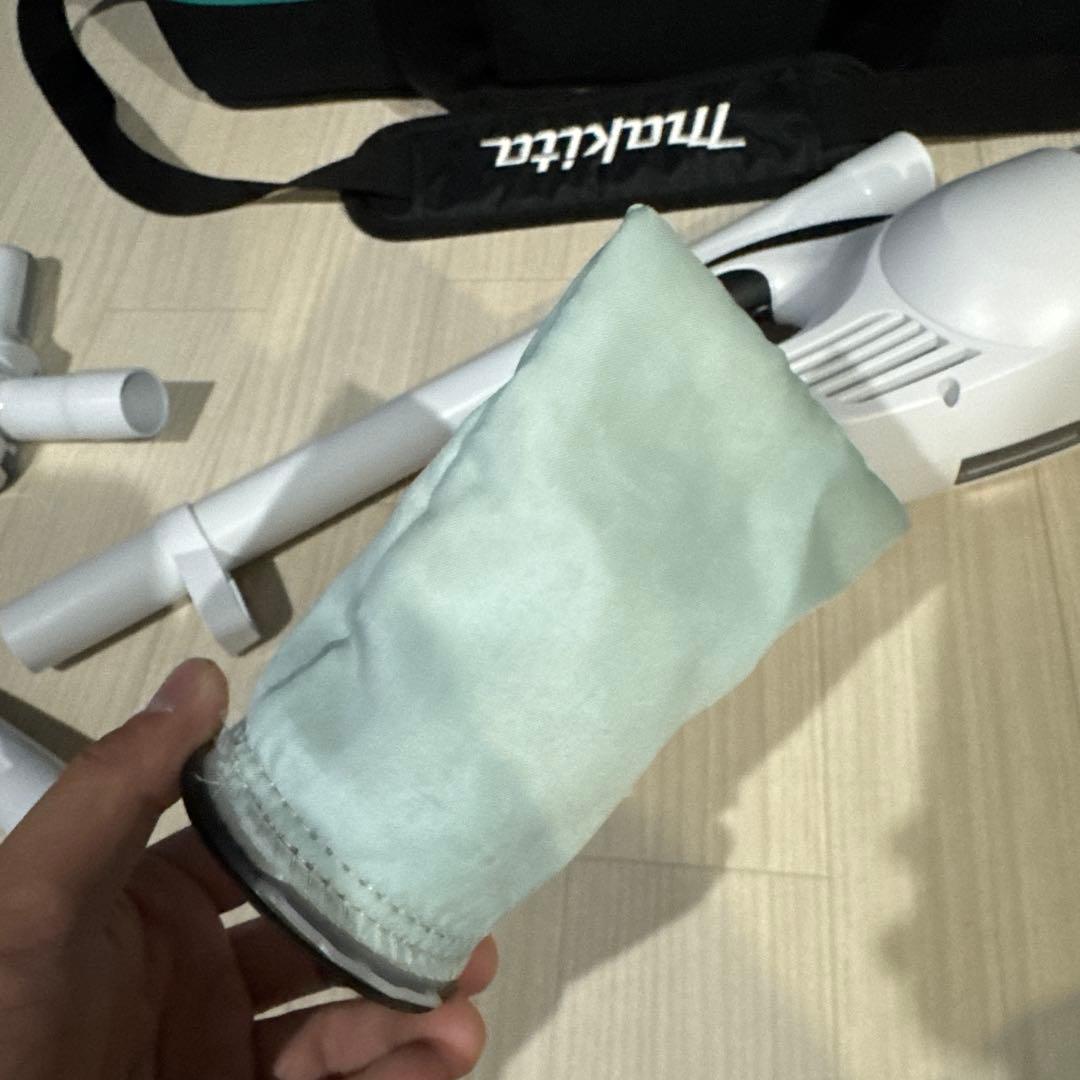 マキタ コードレス掃除機CL180 カプセル式 18V 本体のみ カバン付き