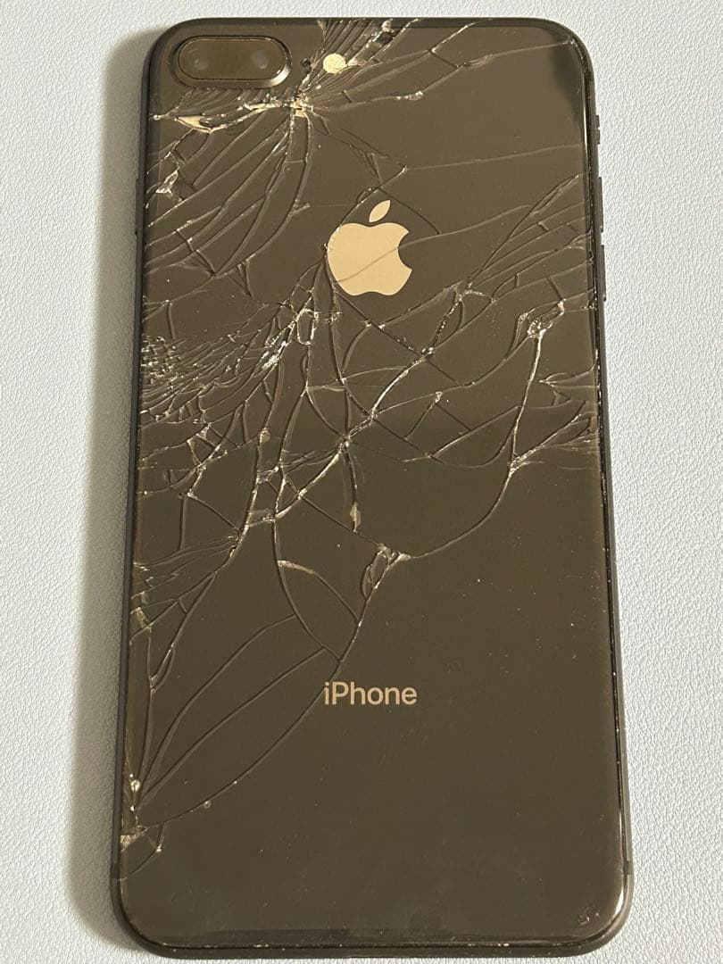 スマートフォン本体 iPhone 8 Plus 64GB