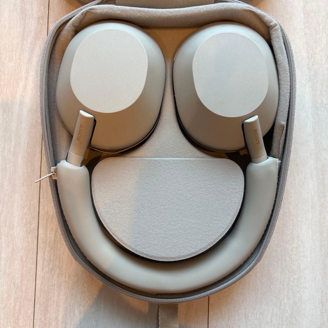 ヘッドホン WH-1000XM5 Sony