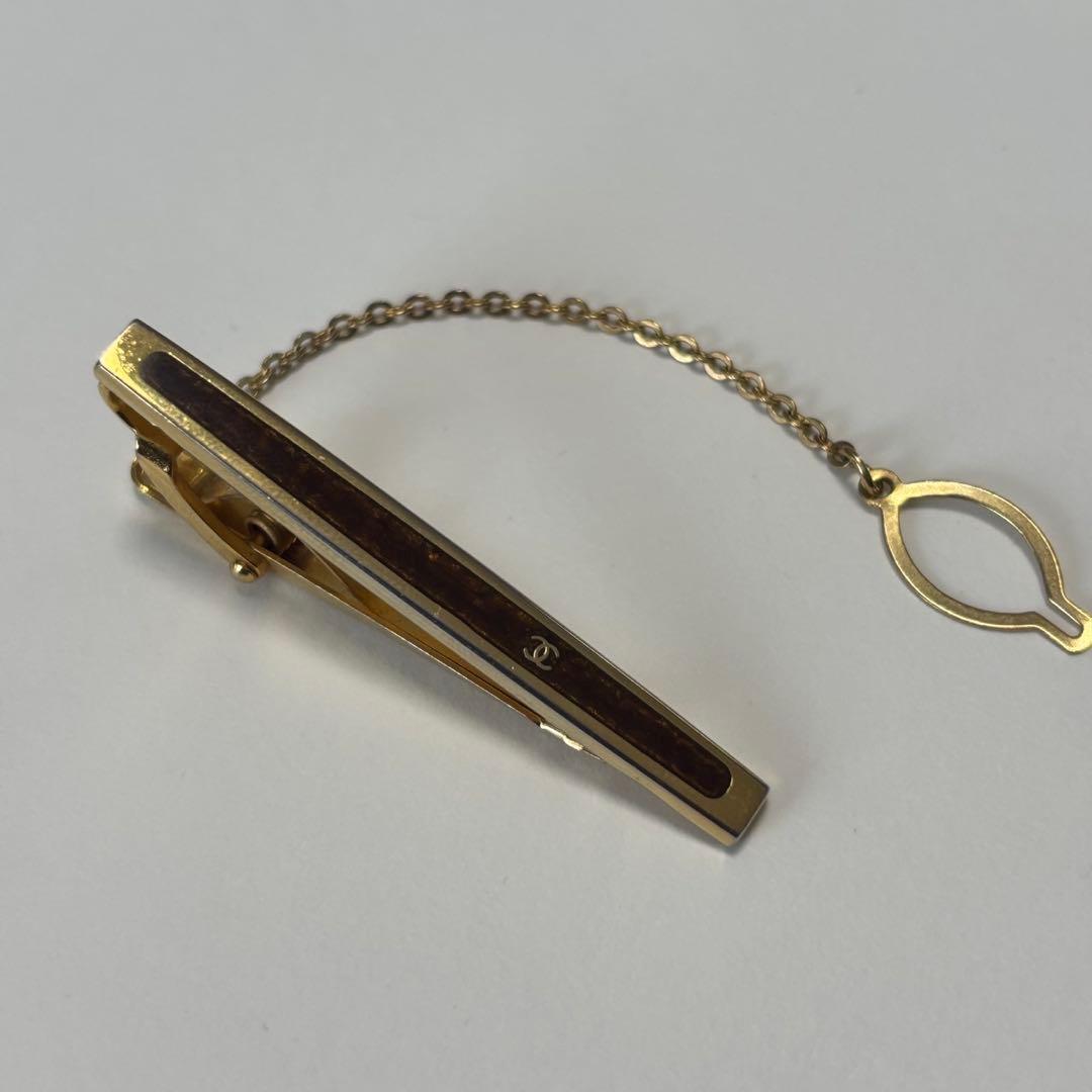 シャネル　24K GFネクタイピン チェーン付き