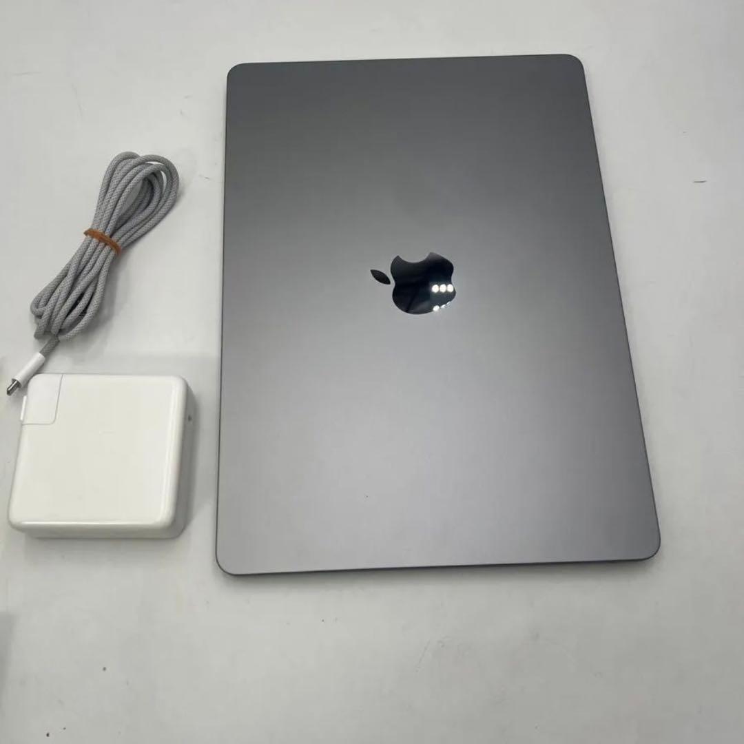 アップル MacBook Air m2 16GB SSD256GB