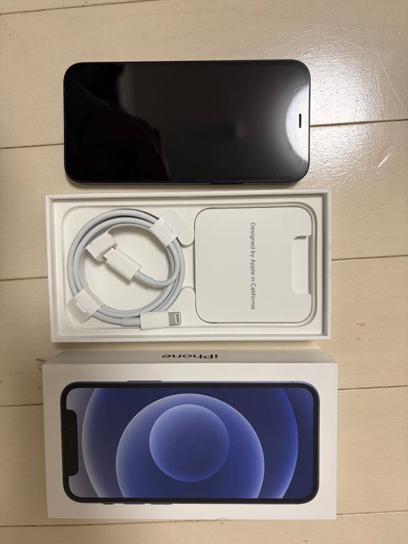 t*o様 iPhone 12mini ブラック本体、箱付き