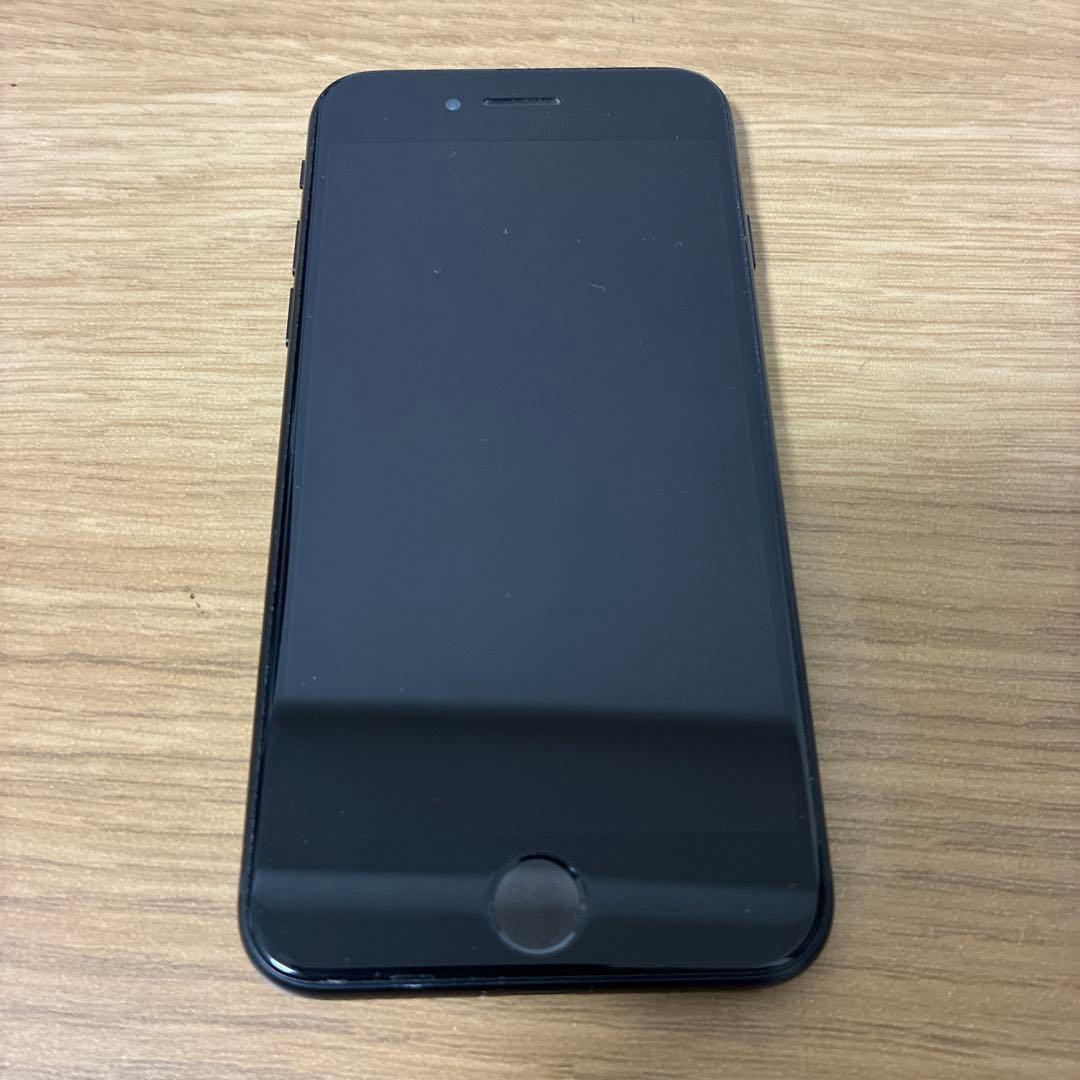 iPhone se3 第三世代　ソフトバンク64GB