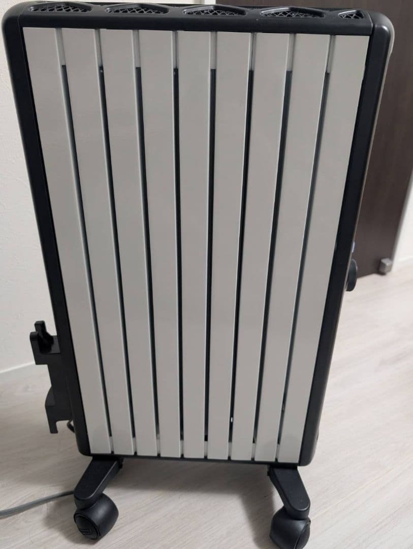 デロンギ　マルチダイナミックヒーター mdhu12-bk