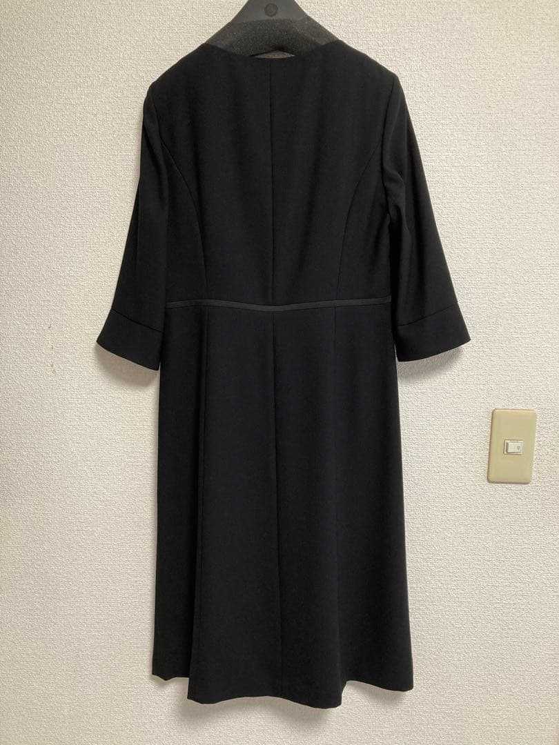 東京ソワール　通年使いロングジャケット&前開きワンピース